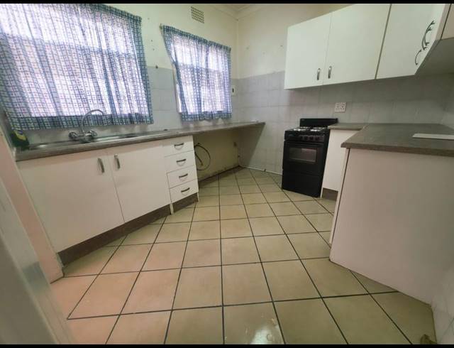 3 BEDROOM HOUSE FOR SALE IN ROTHDENE